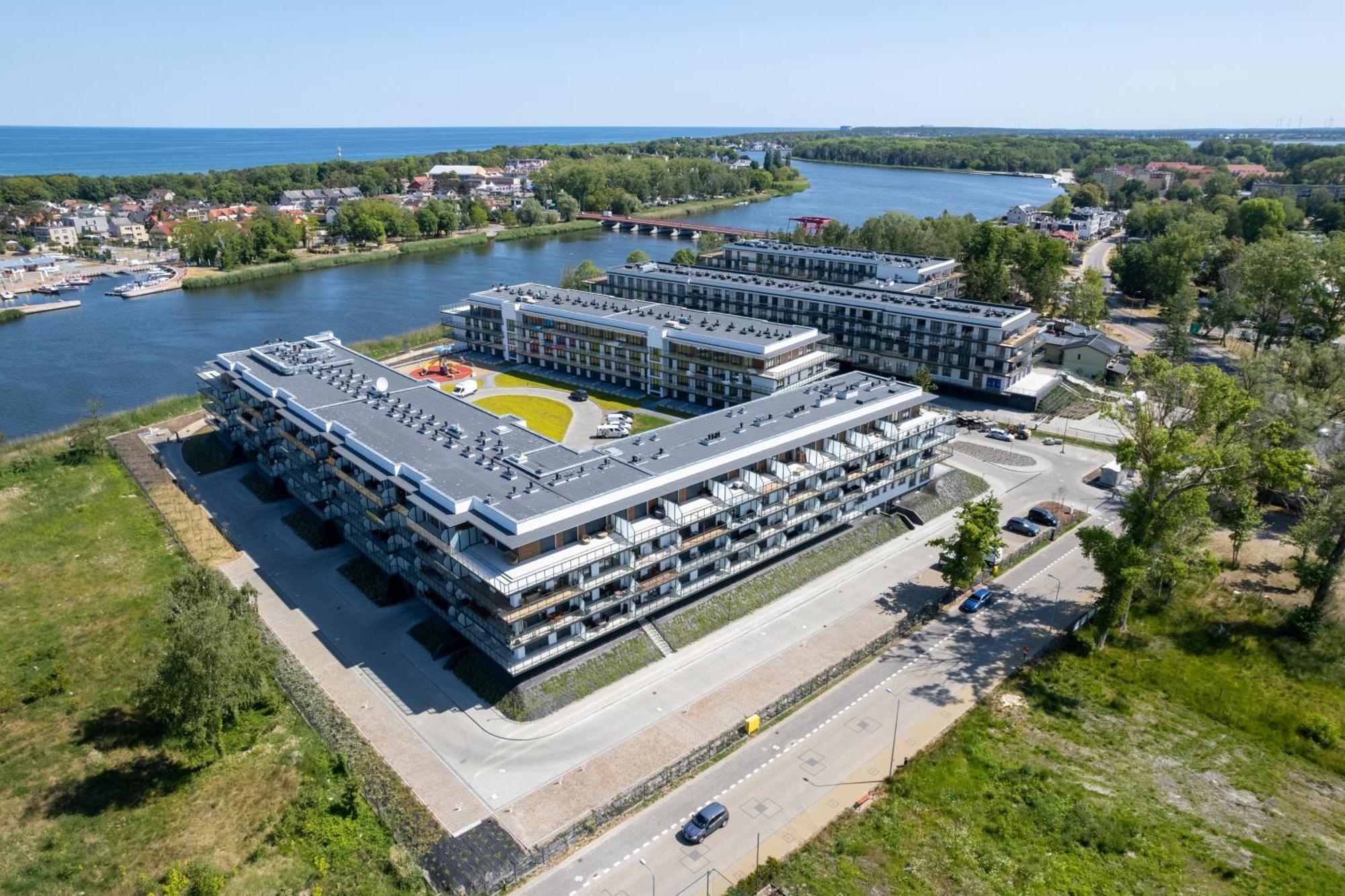Wellness Resort Apartments Dziwnow Riverfront By Noclegi Renters Buitenkant foto